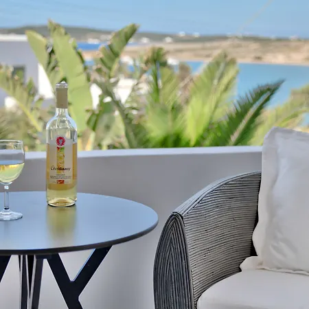 Lilly Hotel, Adults Only 4* Naousa (Paros)