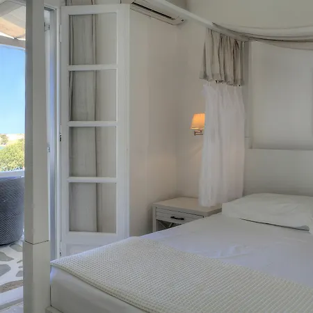 Lilly Hotel, Adults Only
